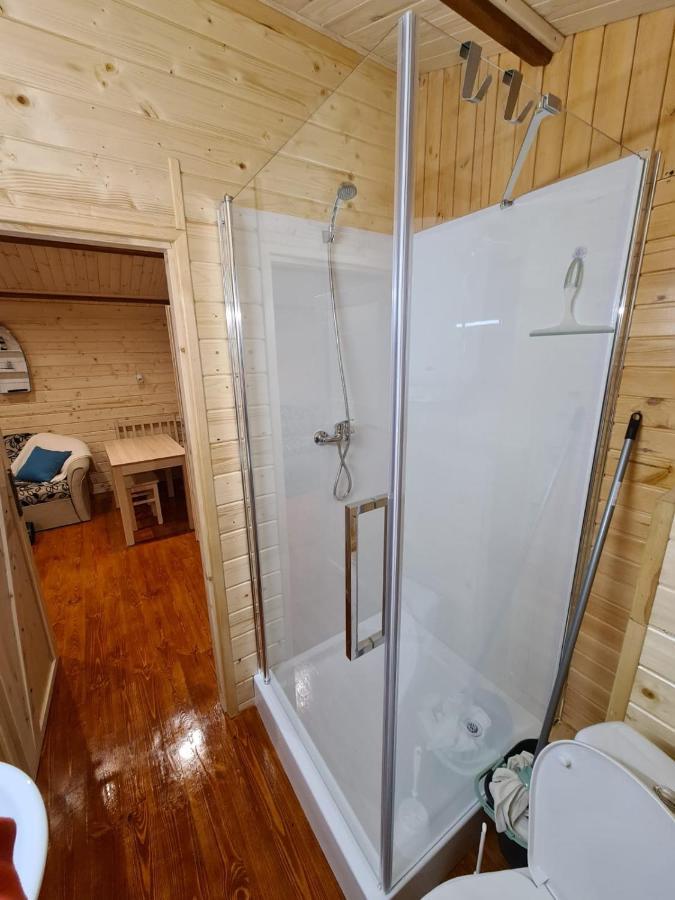 Siedlisko Nr 4A Nad Jeziorem Skarlinskim, Jezioro, Mazury, Domki Letniskowe Kurzetnik Exterior foto
